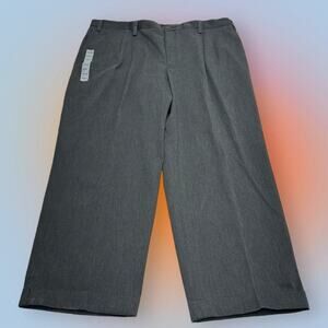 EDDIE BAUER Men’s 42 x 30 Pleated Cotton Blend Dress Pant